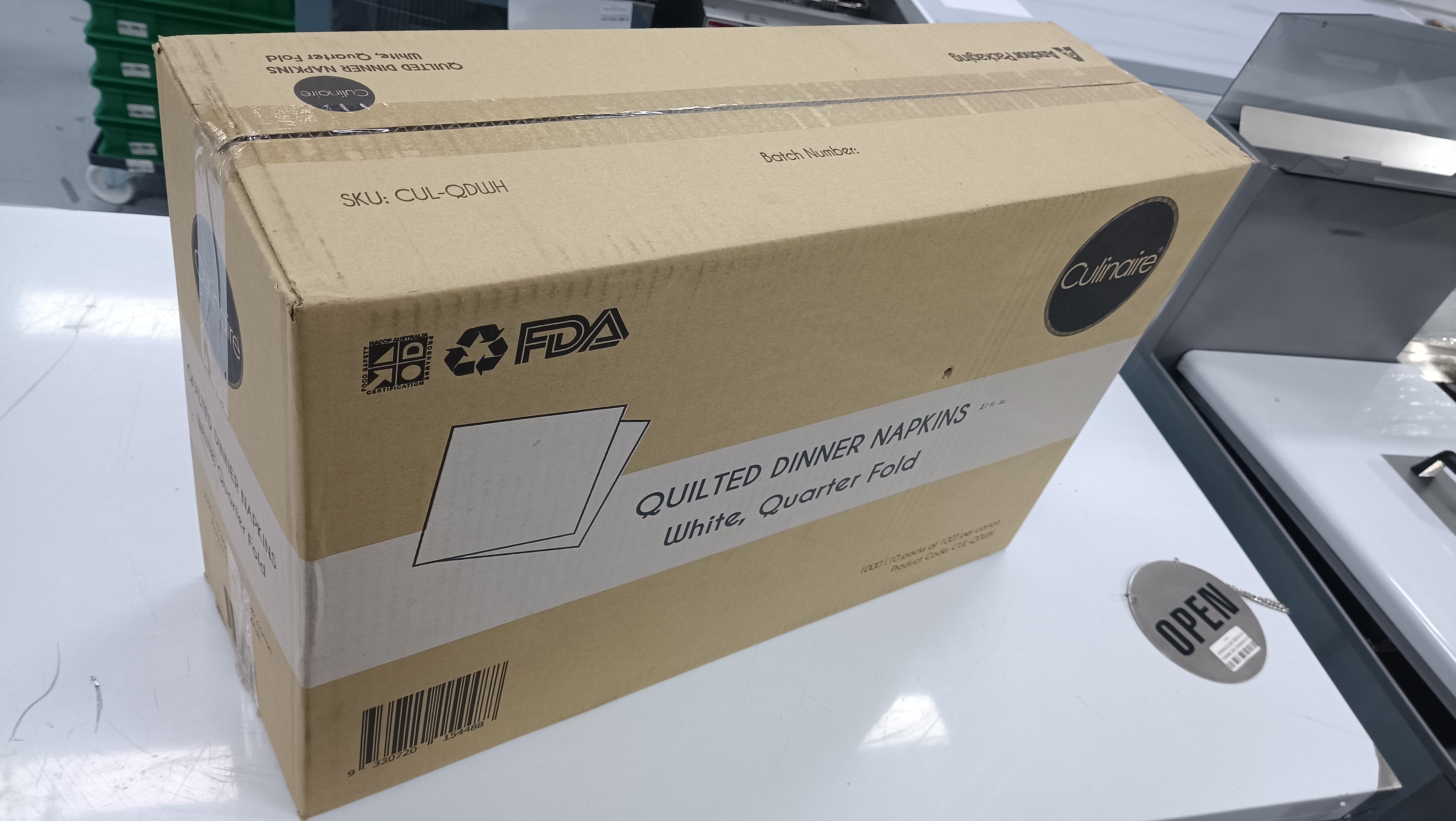 Quilted Dinner NAPKINS White, Quarter Fold