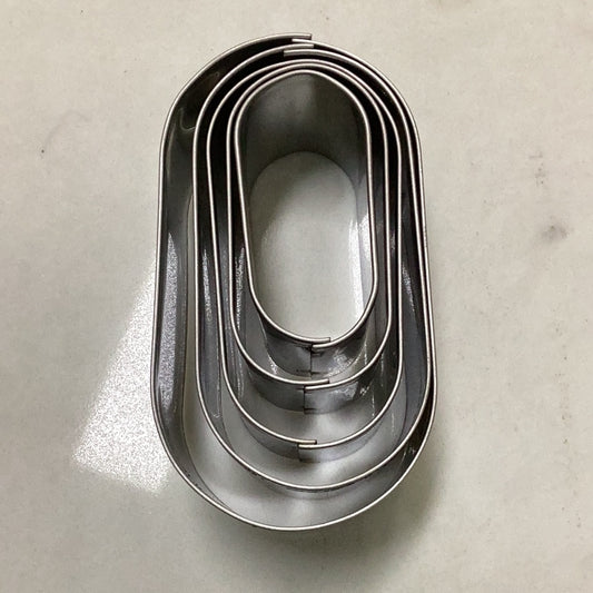 COOKIE CUTTER OVAL SET