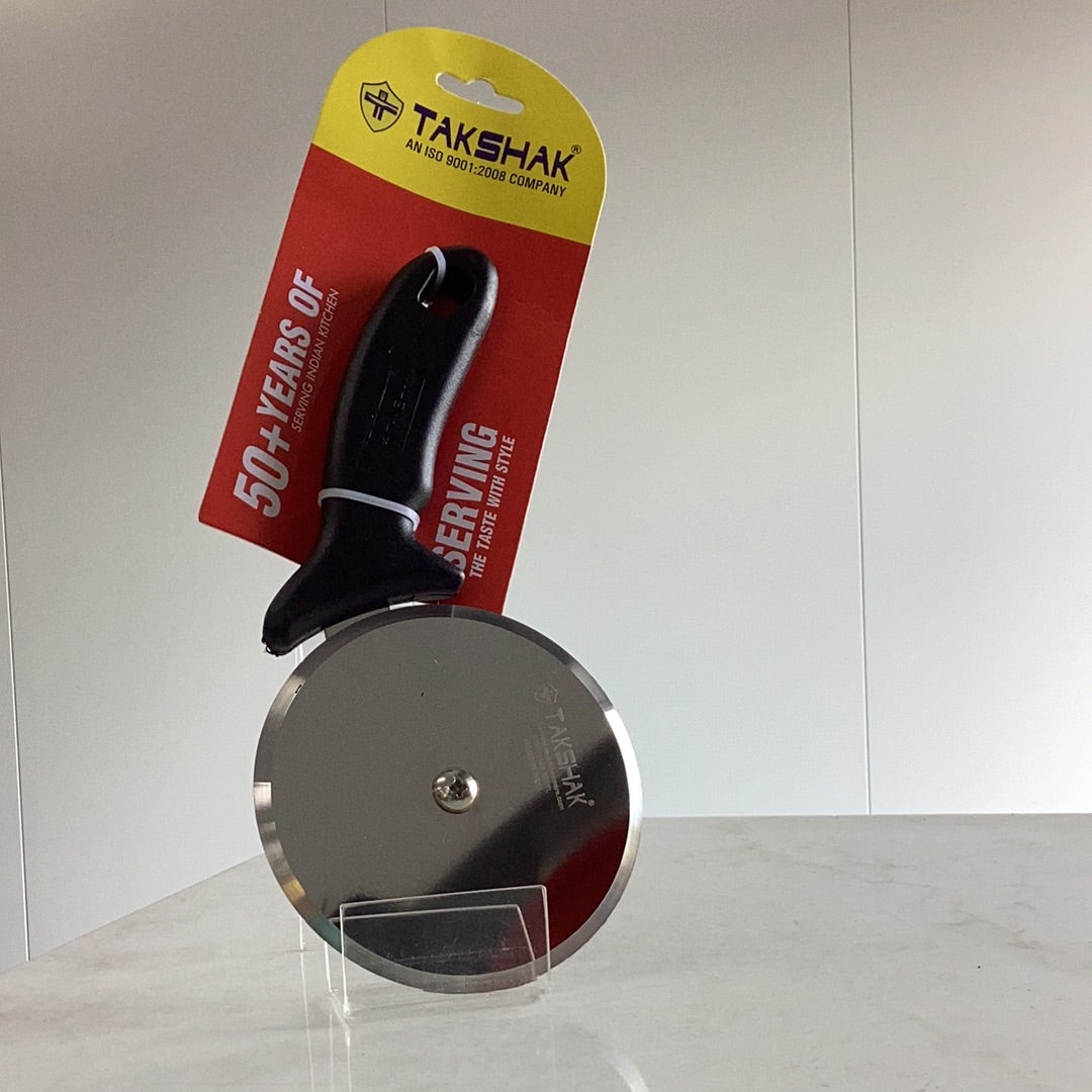 PIZZA CUTTER BLACK HANDLE